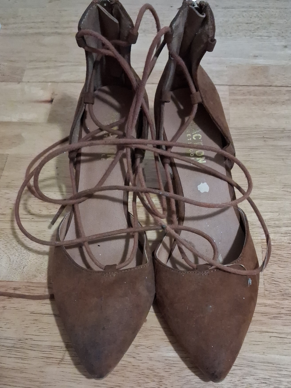 Reaction Kenneth Cole Brown Suede Lace-Up Pointed Toe Flats